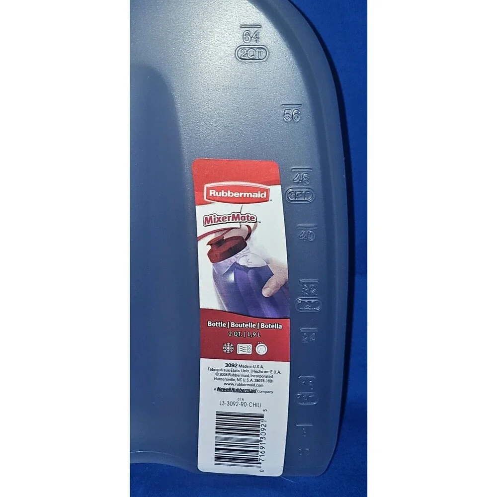 (2) Rubbermaid 2Qt MixerMate Bottle Drink Pitcher Jug ServinSaver Flip Lid 64oz